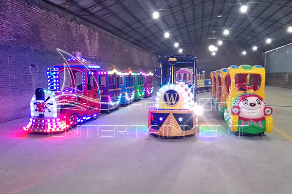Crown Train Rides for Family with Changing-LED Lamp