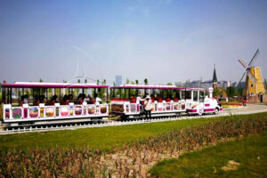 Royal White Trackless Train Rides in Park