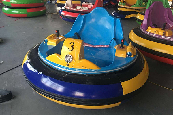 round inflatable bumper car